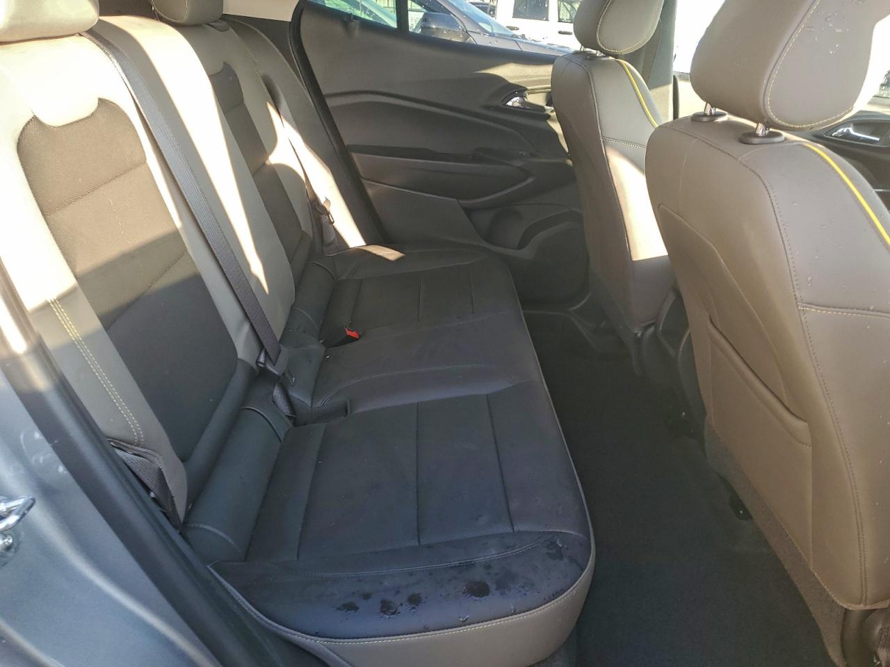 2025 CHEVROLET TRAX ACTIV photo 11