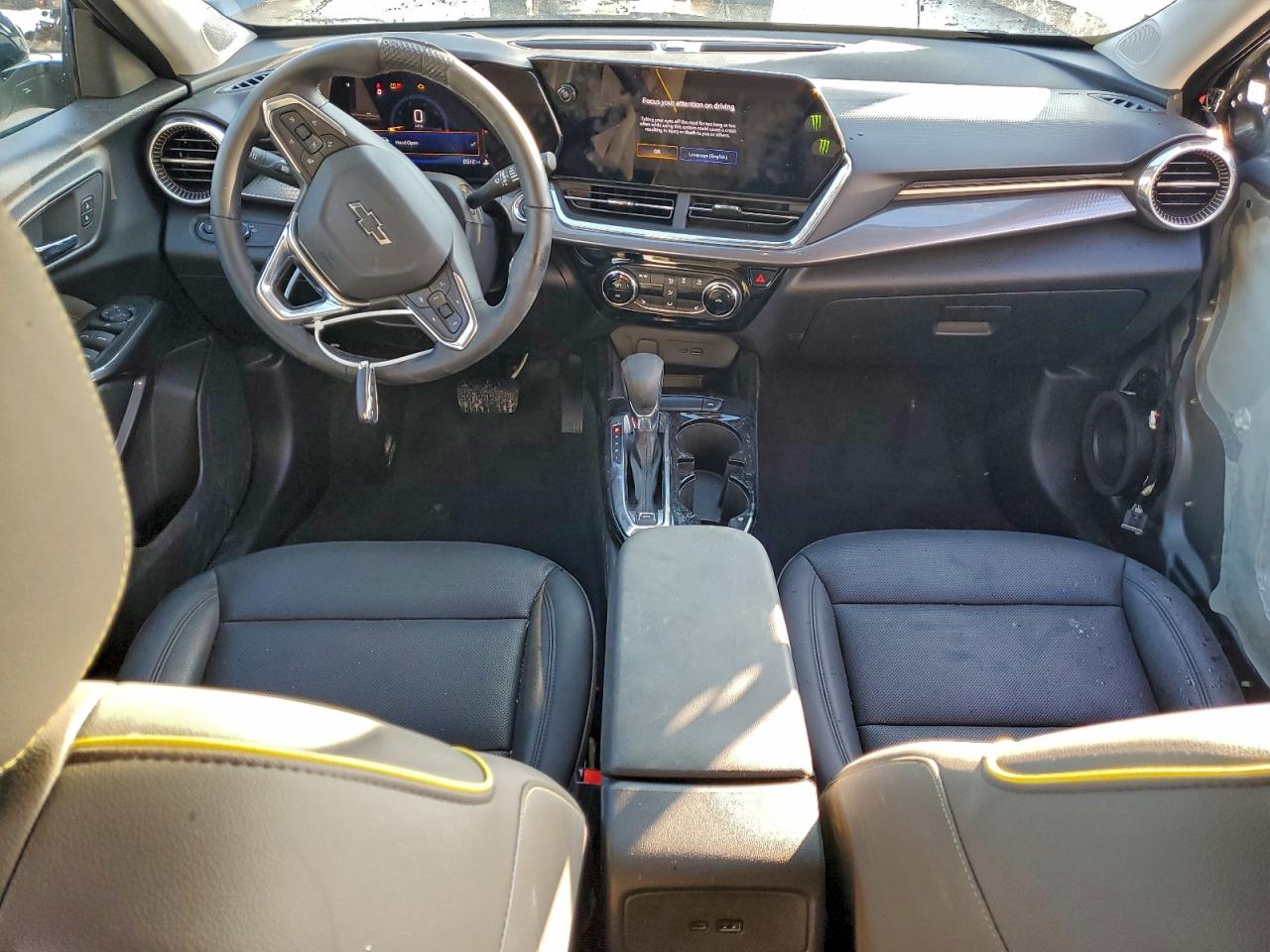 2025 CHEVROLET TRAX ACTIV photo 8