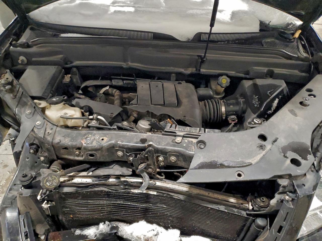 2011 GMC ACADIA SLE photo 12