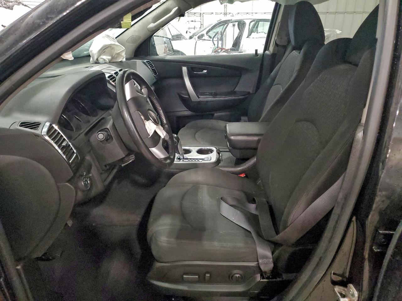 2011 GMC ACADIA SLE photo 7