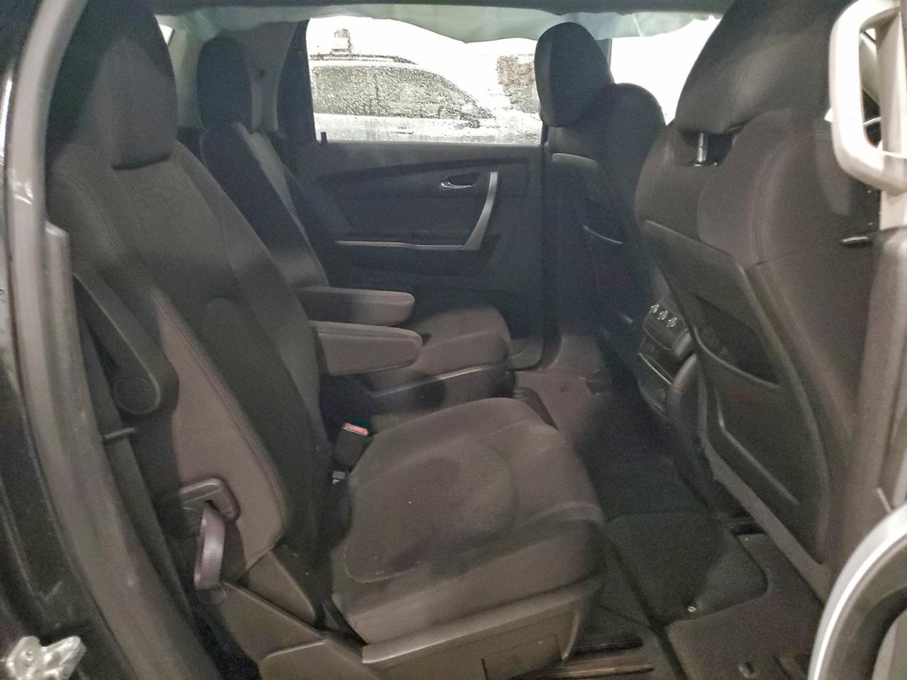 2011 GMC ACADIA SLE photo 11