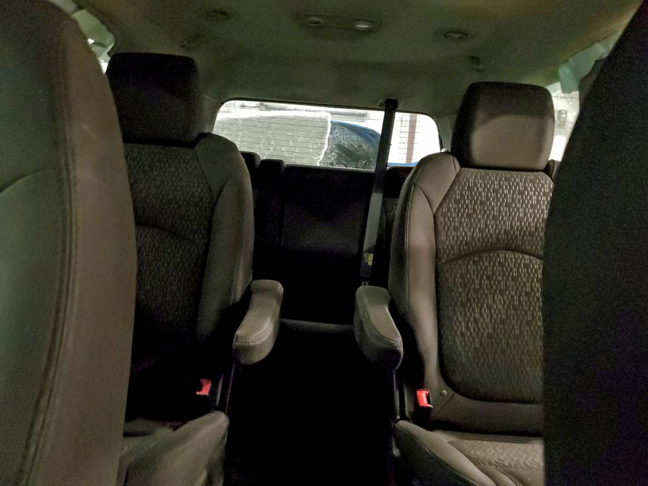 2011 GMC ACADIA SLE photo 10
