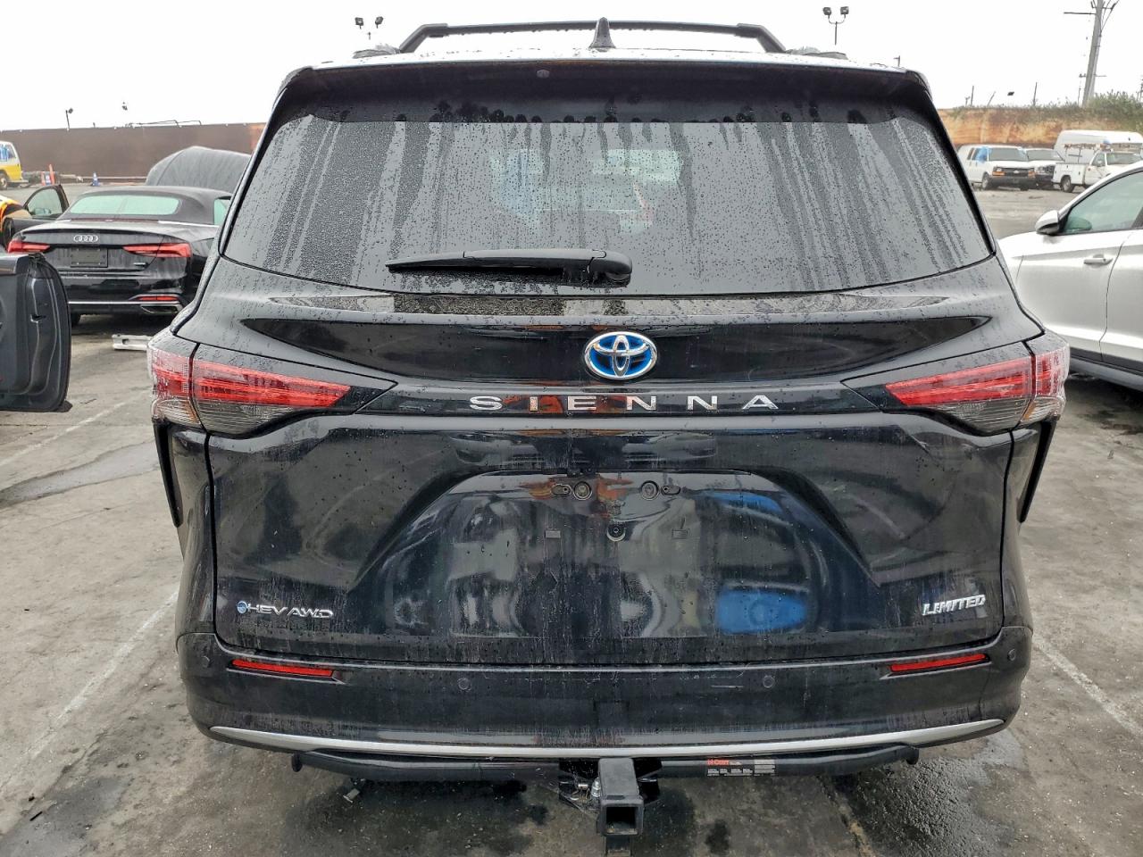 2025 TOYOTA SIENNA LIMITED photo 6