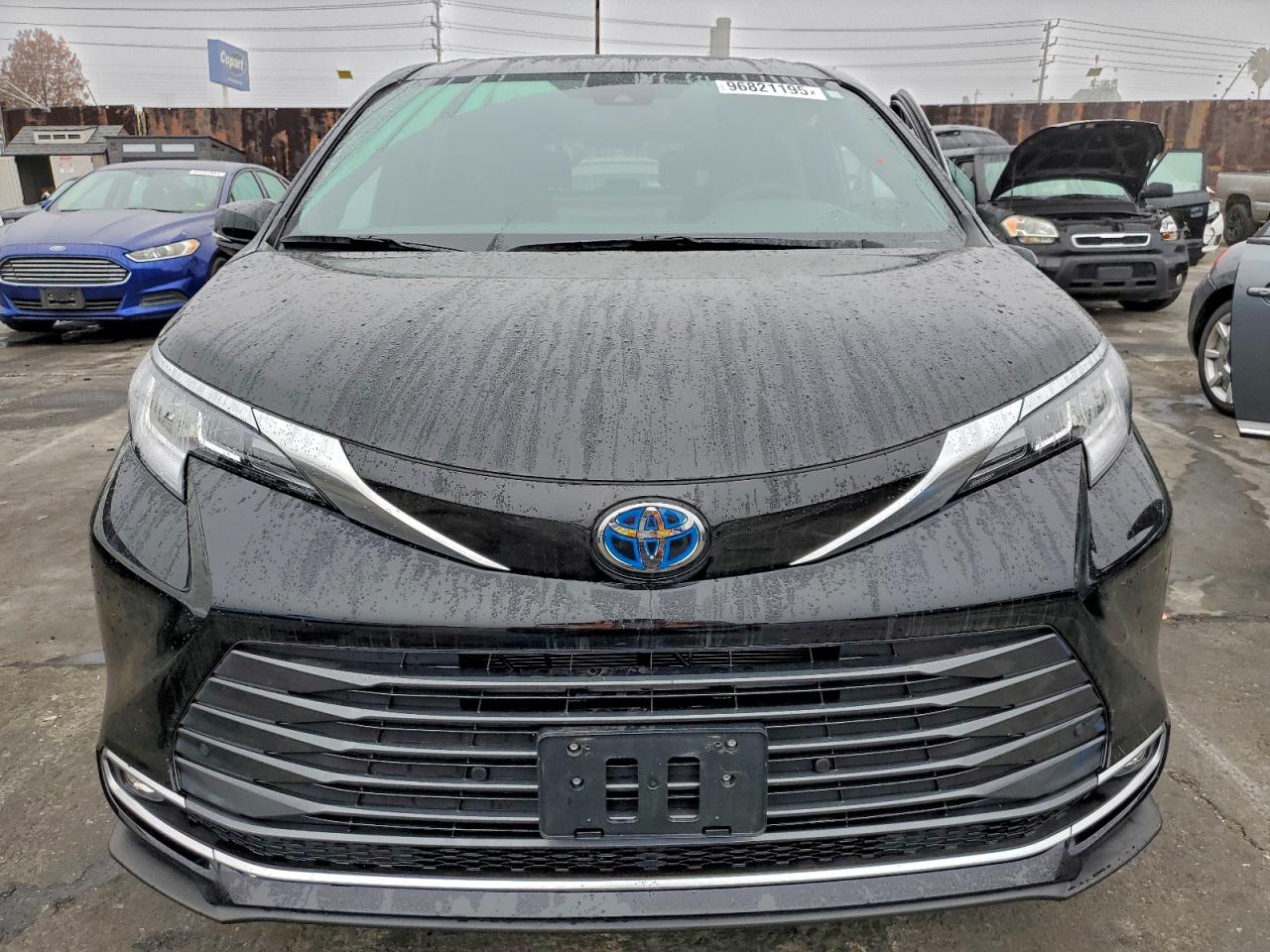 2025 TOYOTA SIENNA LIMITED photo 5