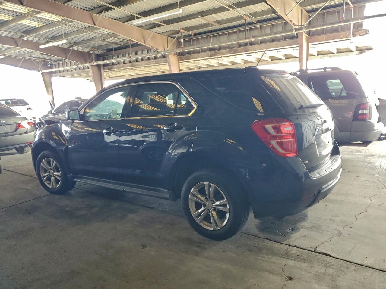 2016 CHEVROLET EQUINOX LS photo 2