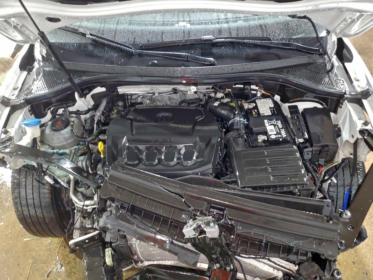 2024 VOLKSWAGEN TIGUAN SE photo 12