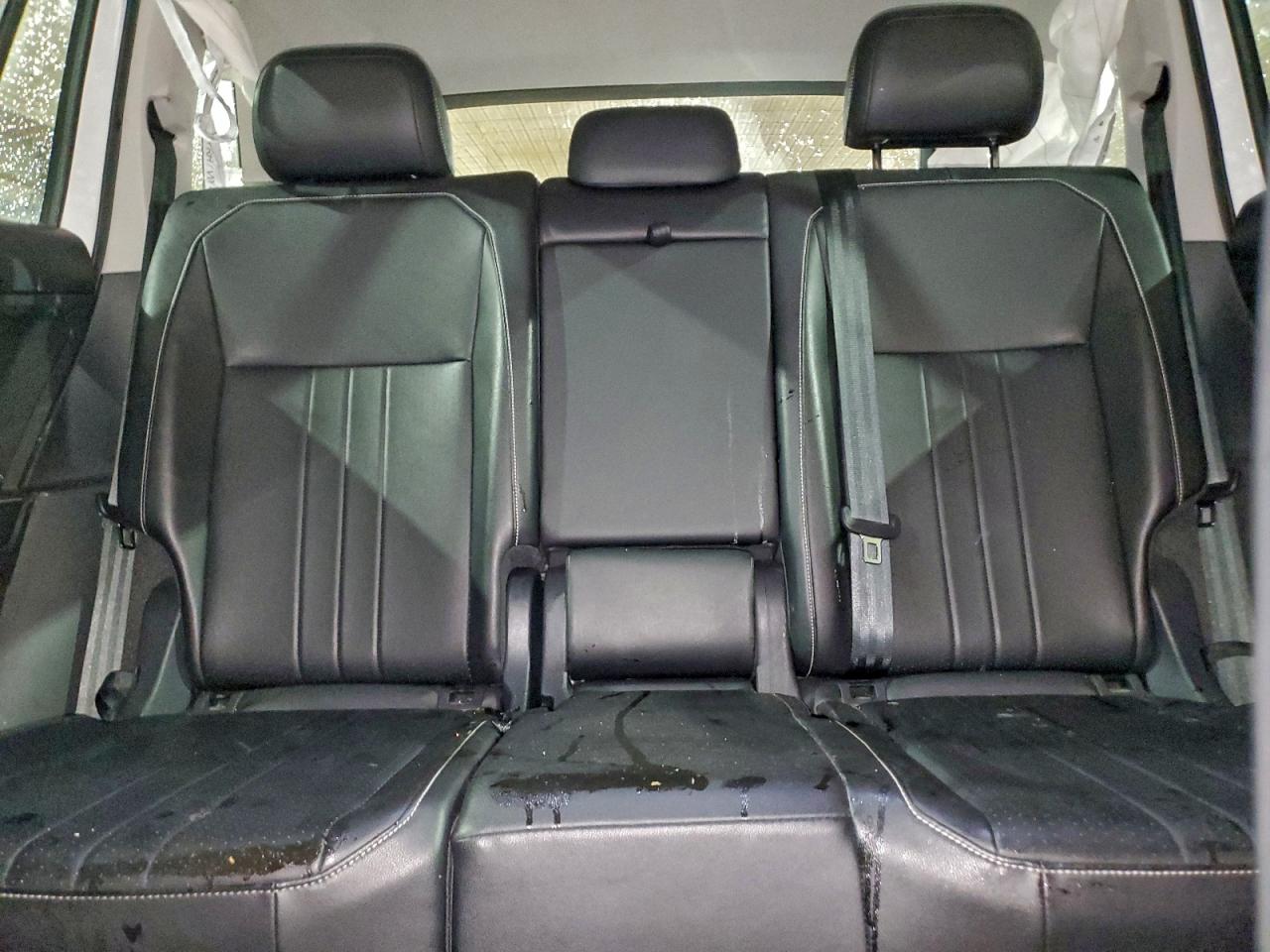 2024 VOLKSWAGEN TIGUAN SE photo 10