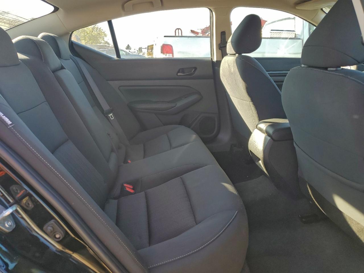 2025 NISSAN ALTIMA SV photo 10