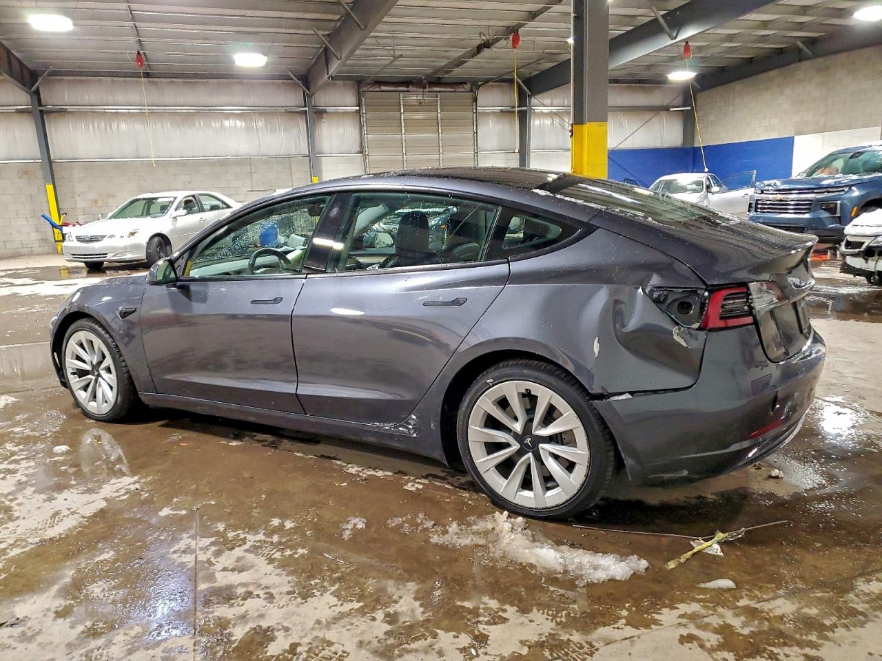 2023 TESLA MODEL 3 photo 2