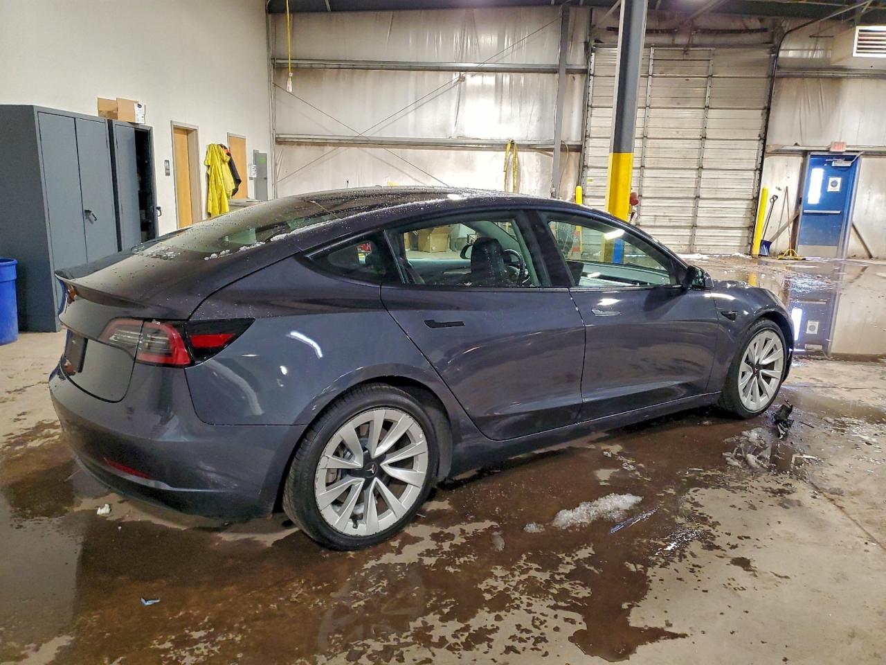 2023 TESLA MODEL 3 photo 3