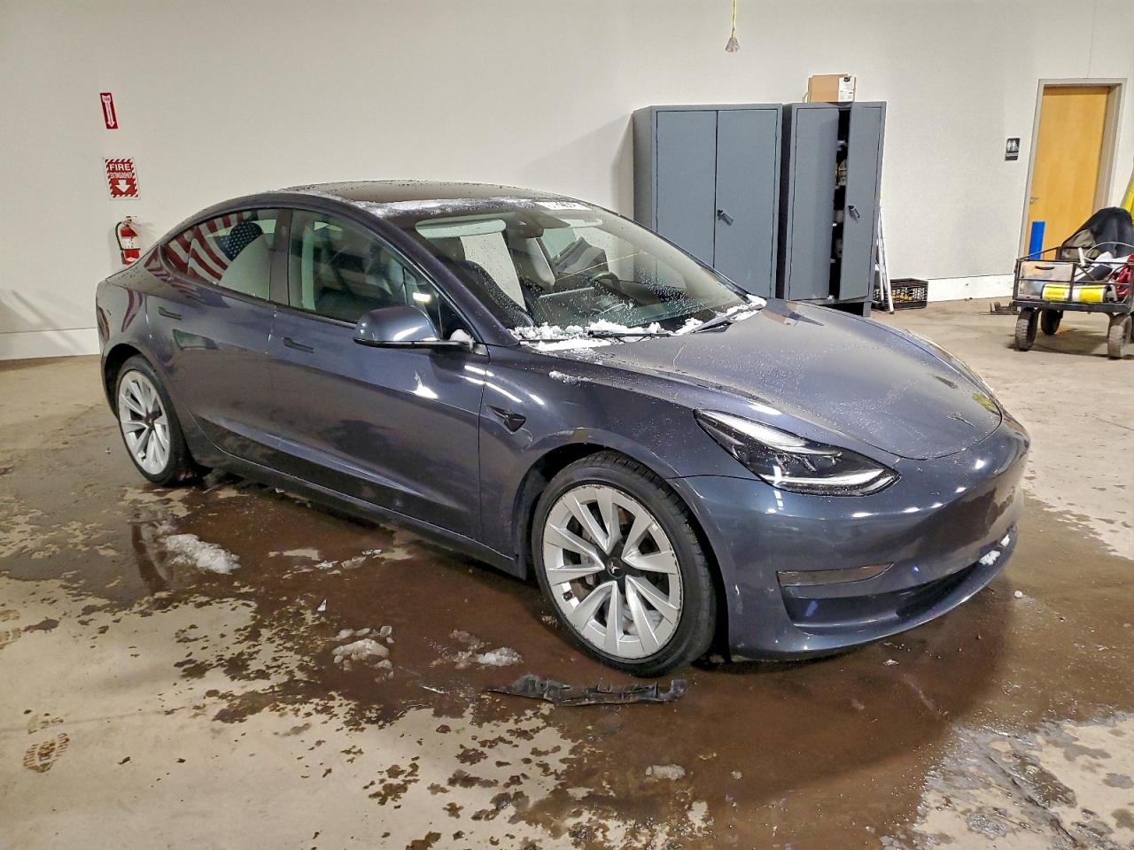 2023 TESLA MODEL 3 photo 4