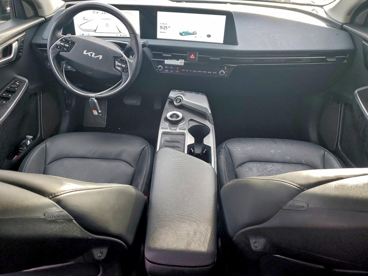 2023 KIA EV6 LIGHT photo 8