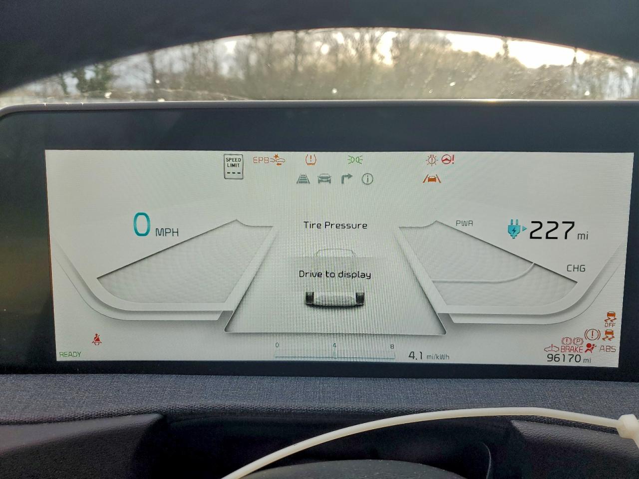 2023 KIA EV6 LIGHT photo 9