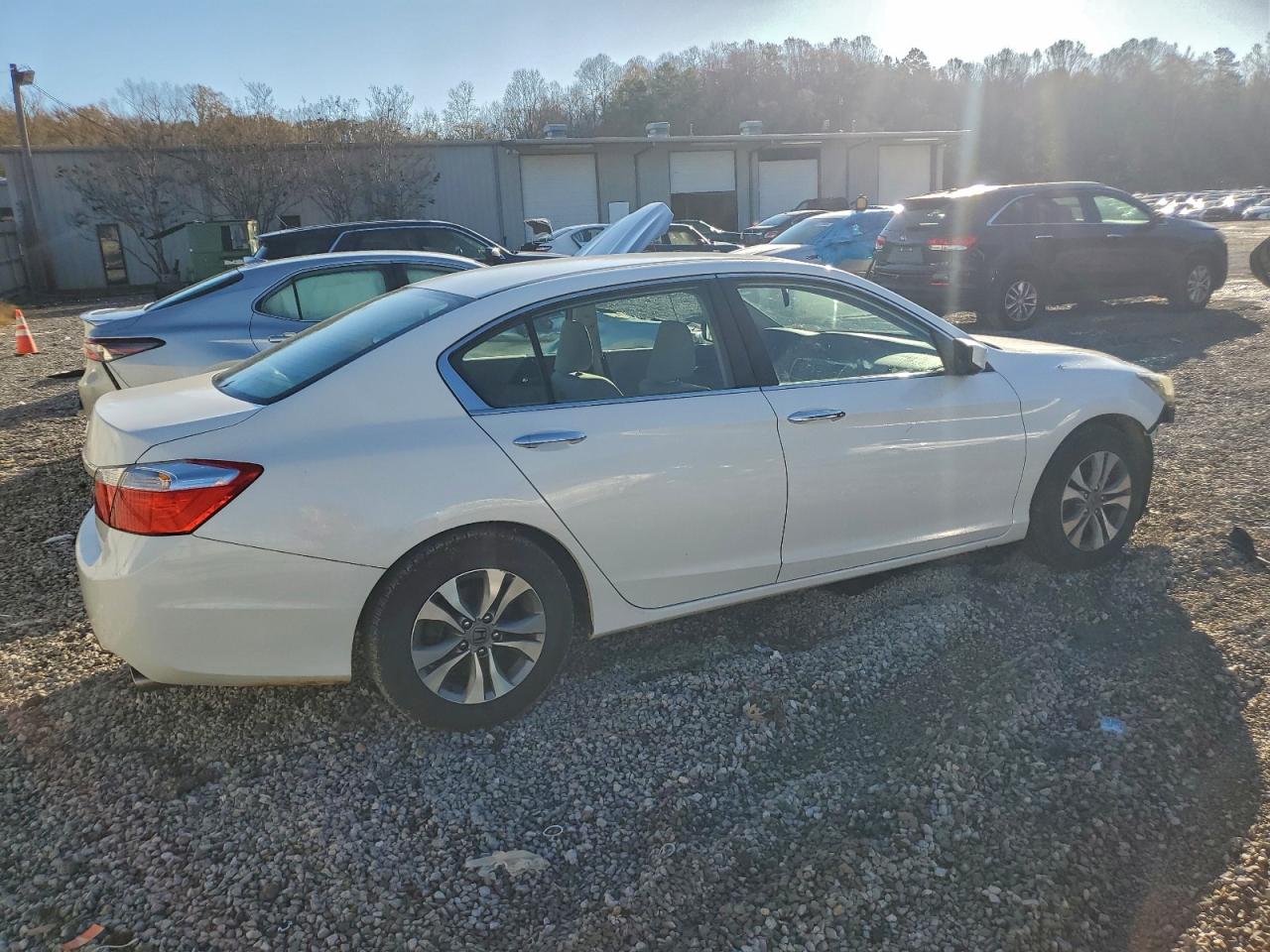 2015 HONDA ACCORD LX photo 3