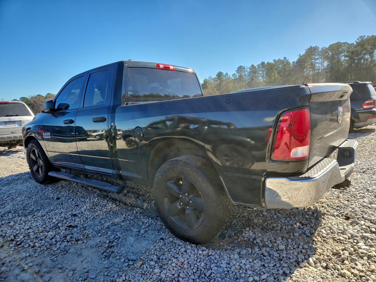 2016 RAM 1500 ST photo 2