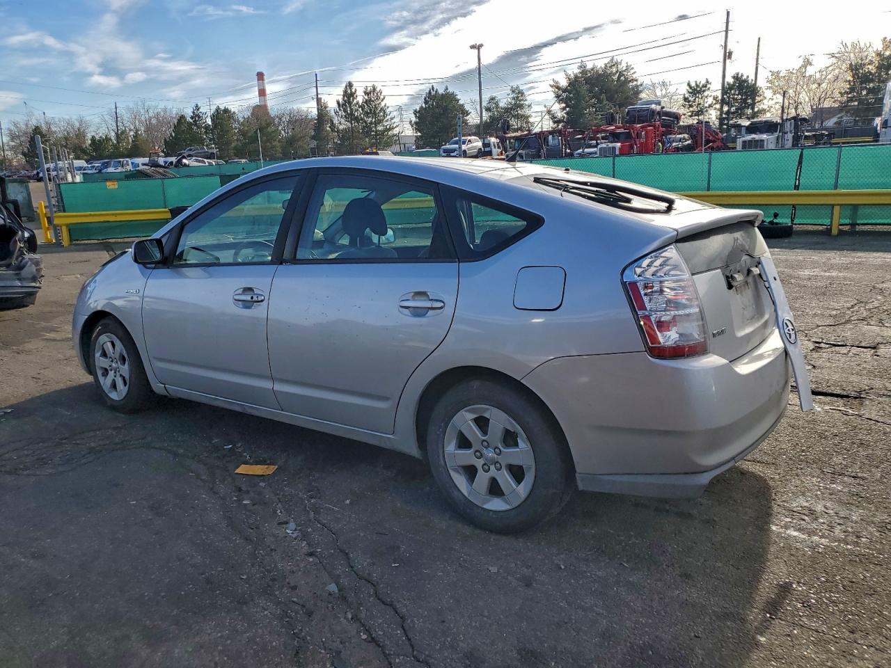 2007 TOYOTA PRIUS photo 2