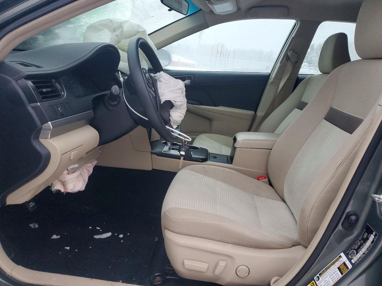 2013 TOYOTA CAMRY L photo 7