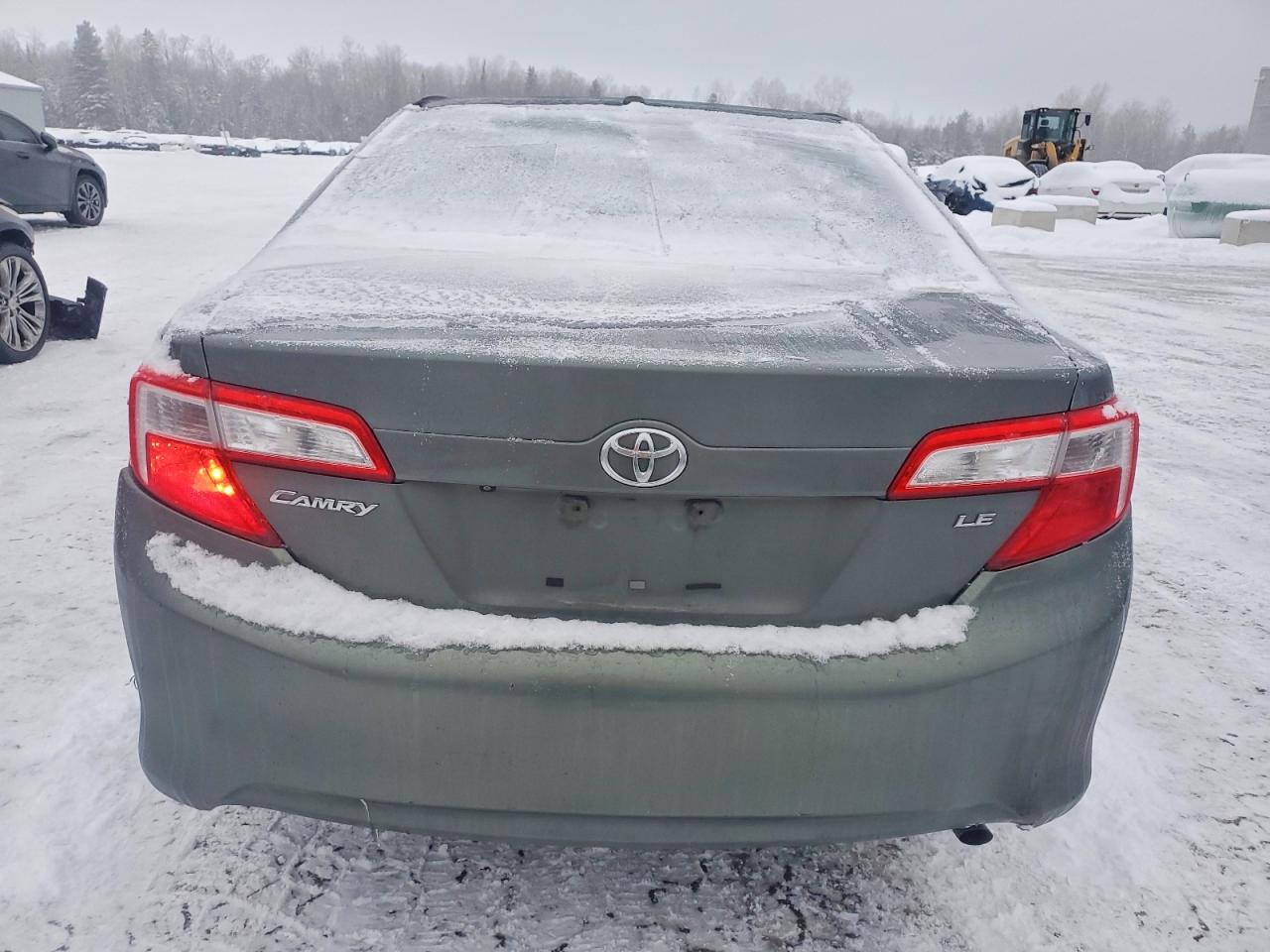 2013 TOYOTA CAMRY L photo 6