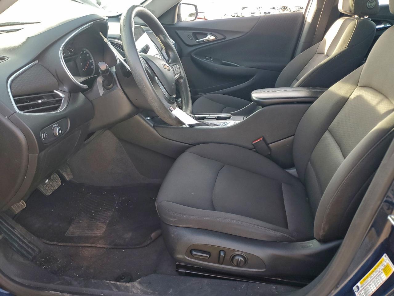 2020 CHEVROLET MALIBU LT photo 7