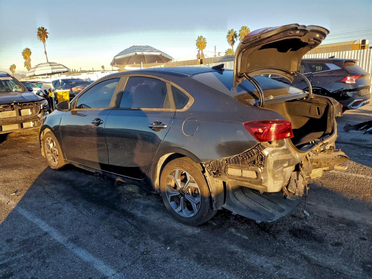 2021 KIA FORTE FE photo 2