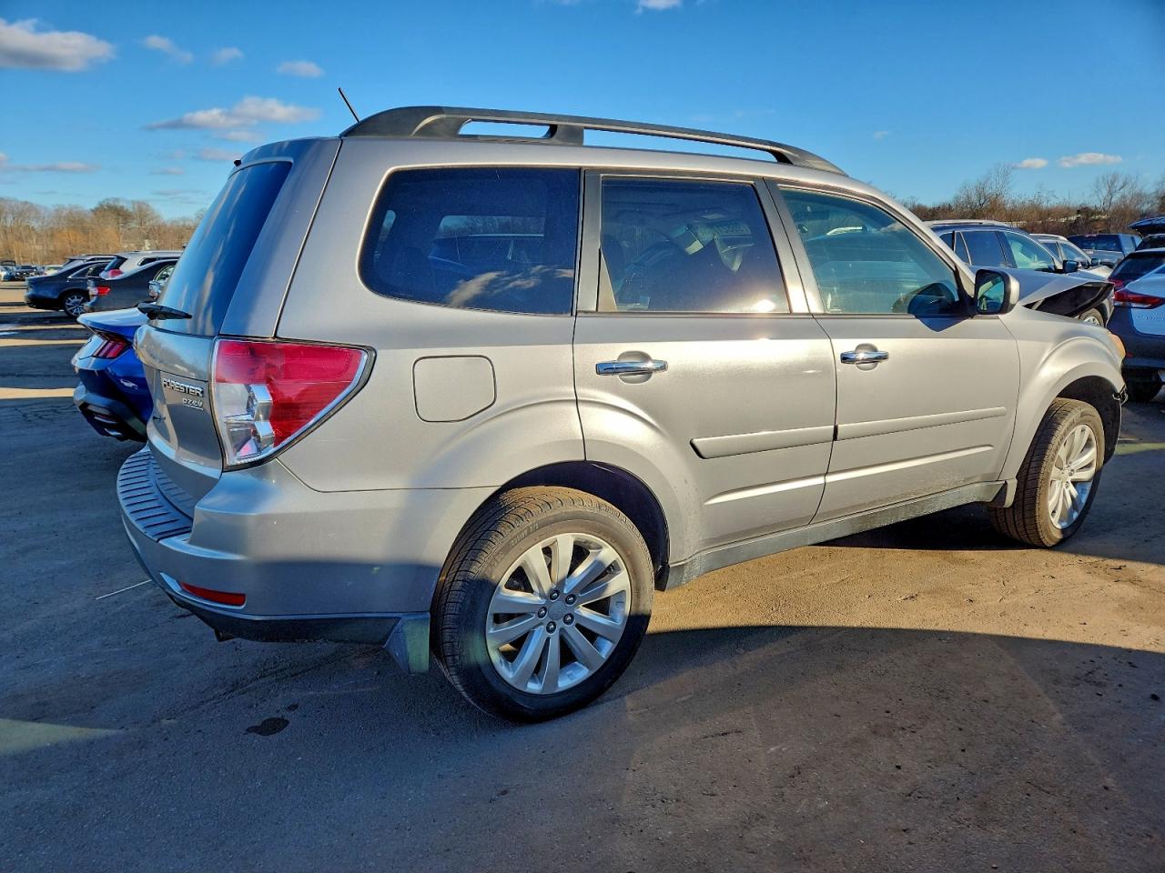 2011 SUBARU FORESTER 2.5X PREMIUM photo 3