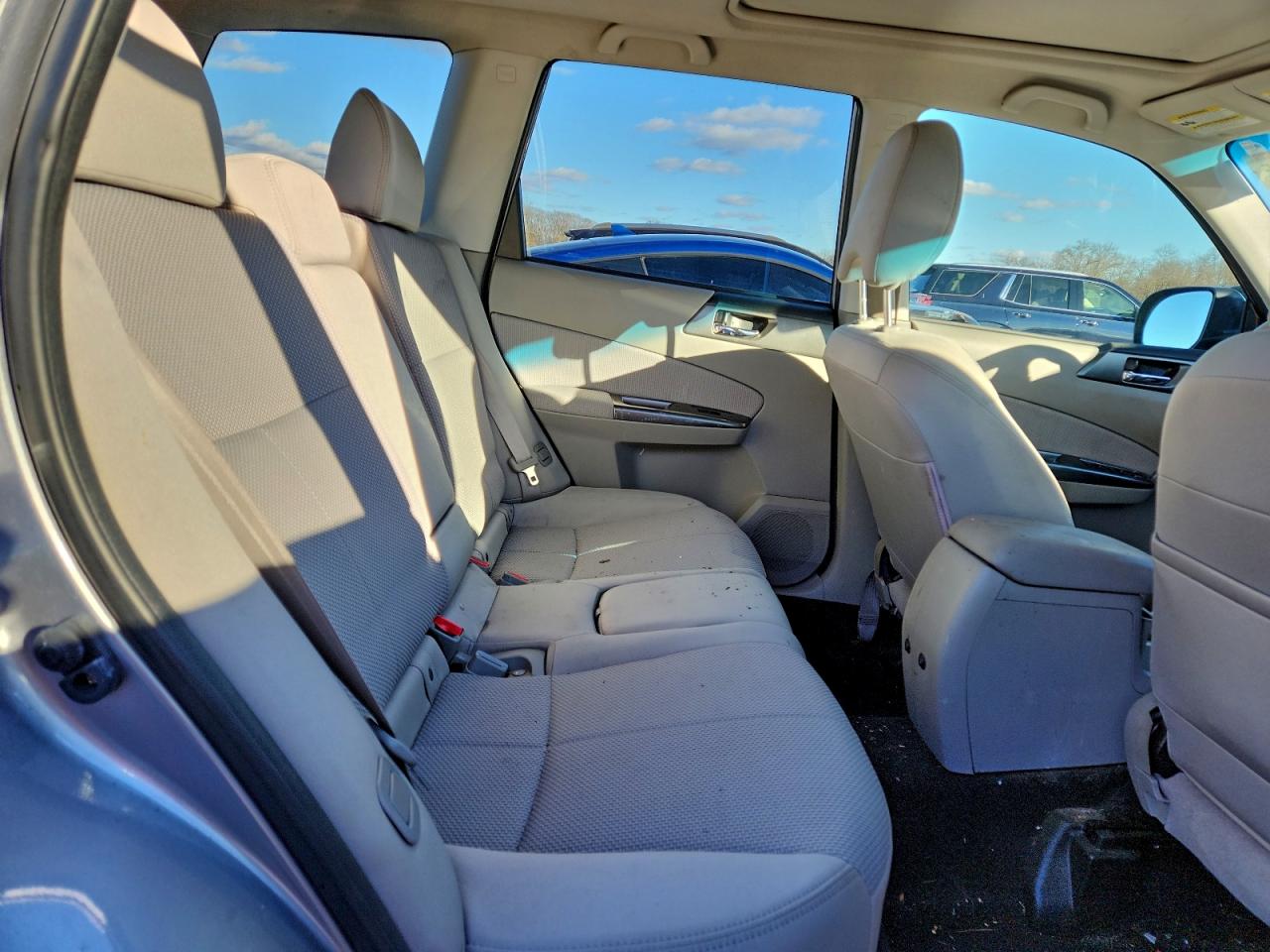 2011 SUBARU FORESTER 2.5X PREMIUM photo 11