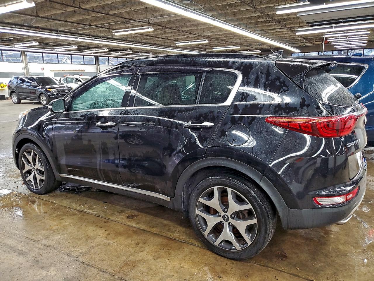 2018 KIA SPORTAGE SX photo 2