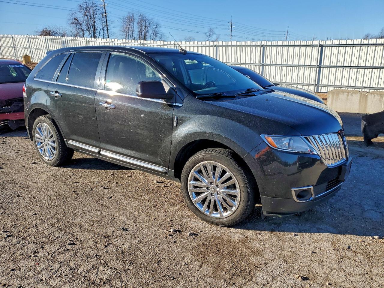 2011 LINCOLN MKX photo 7