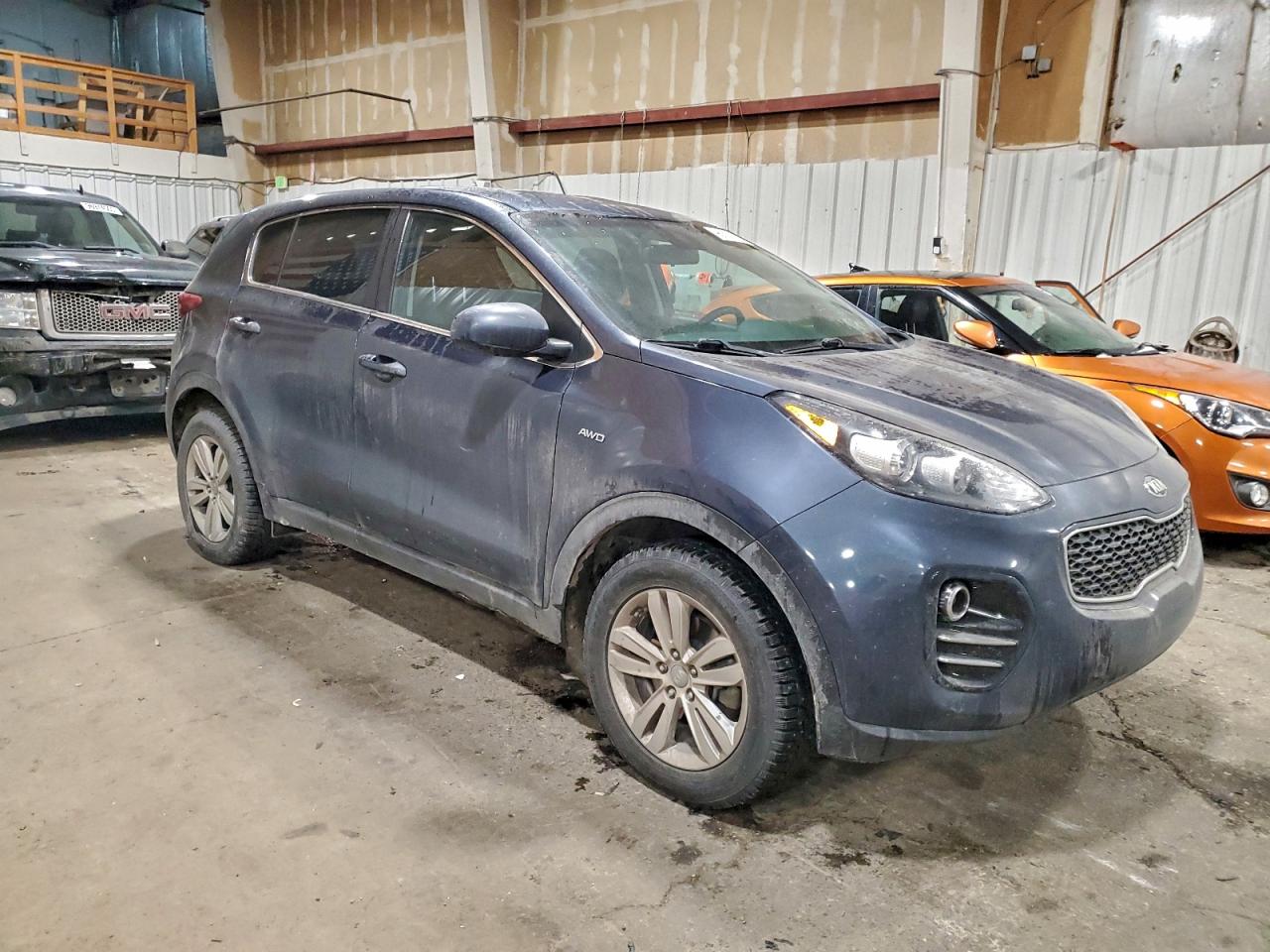 2017 KIA SPORTAGE LX photo 4