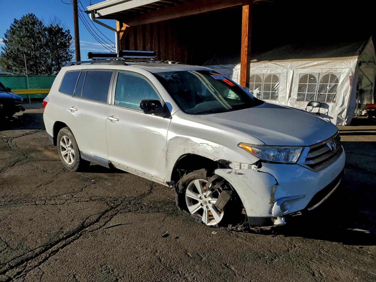2012 TOYOTA HIGHLANDER BASE photo 4