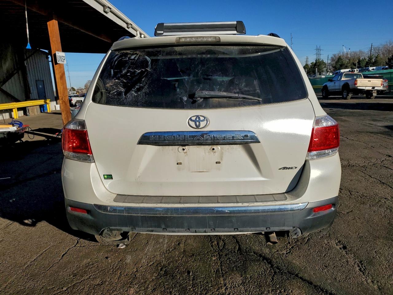 2012 TOYOTA HIGHLANDER BASE photo 6