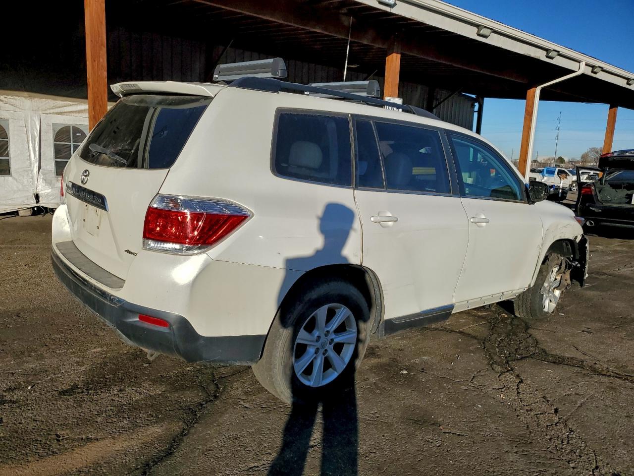 2012 TOYOTA HIGHLANDER BASE photo 3