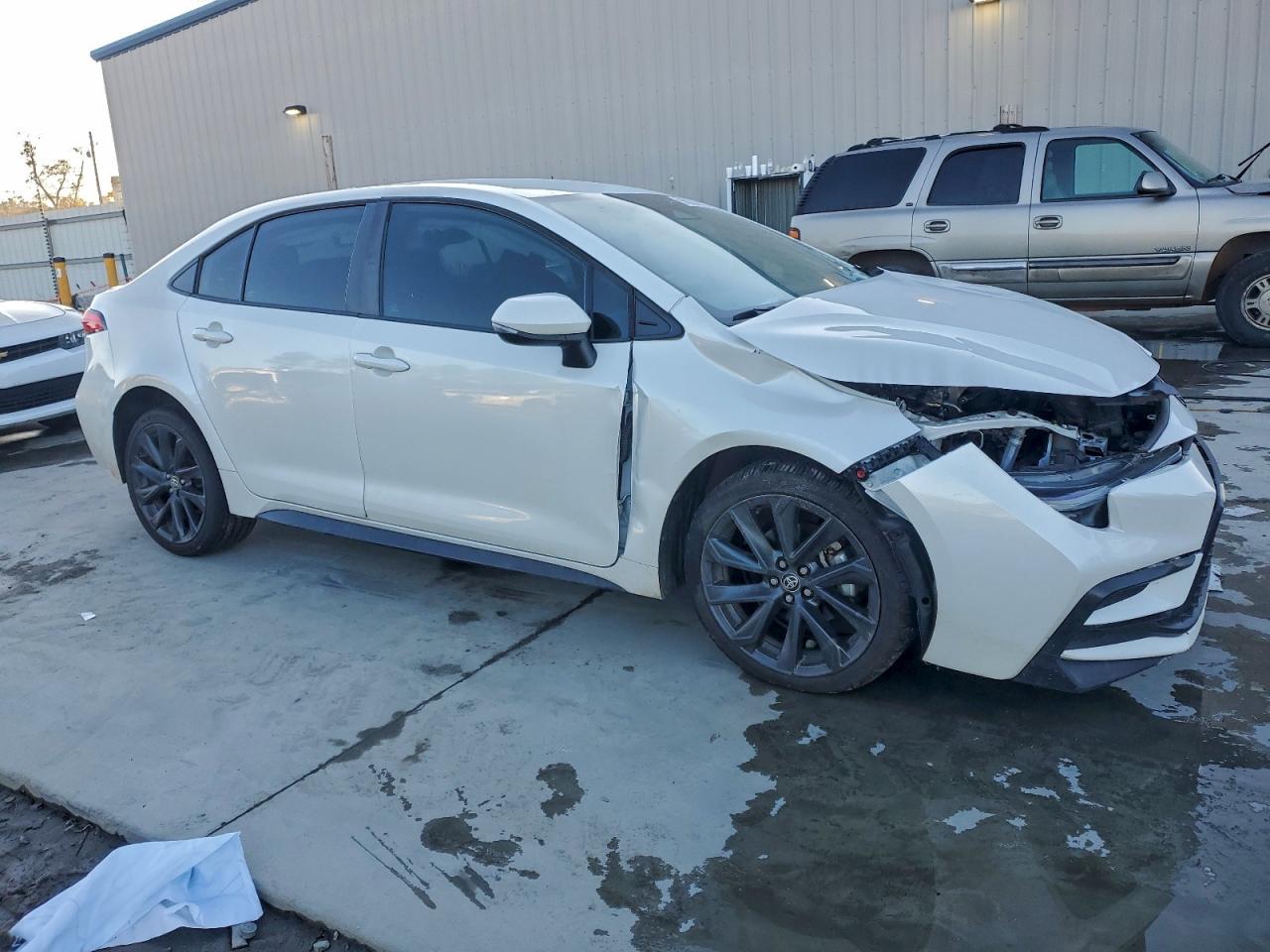 2023 TOYOTA COROLLA SE photo 4