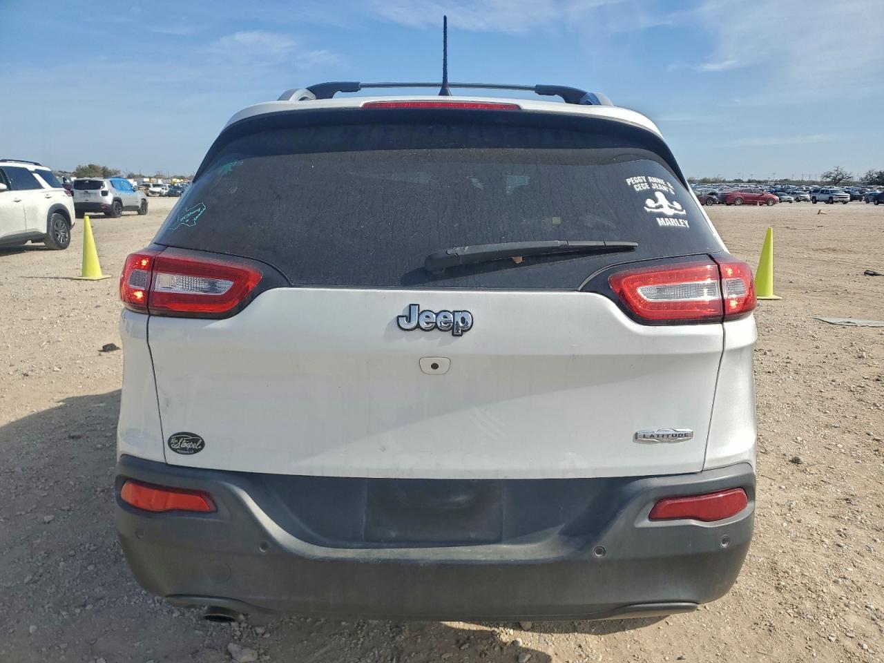 2017 JEEP CHEROKEE LATITUDE photo 6