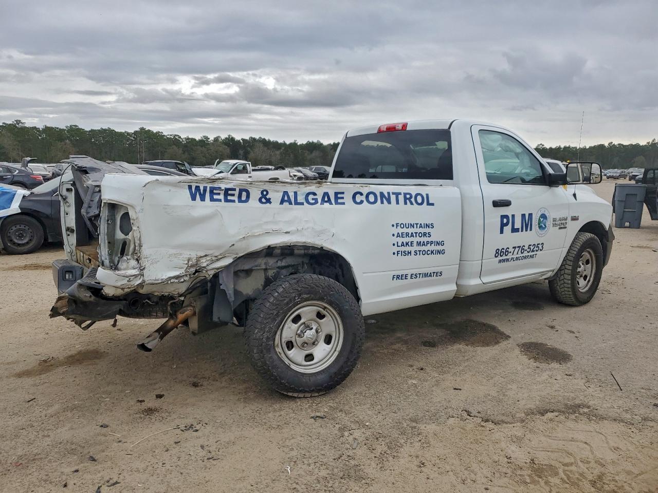 2023 RAM 1500 CLASSIC TRADESMAN photo 3