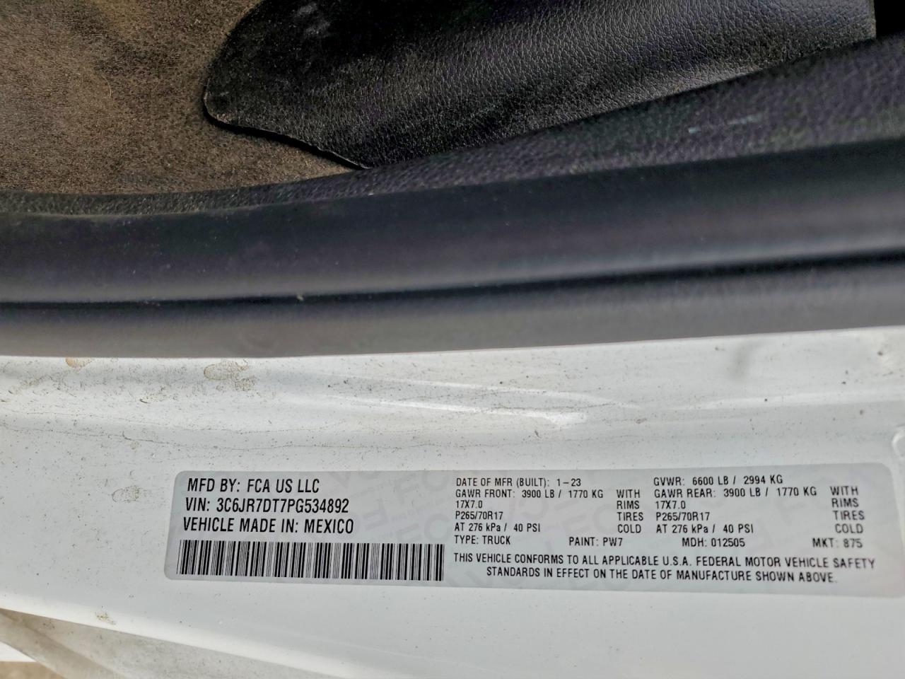 2023 RAM 1500 CLASSIC TRADESMAN photo 12