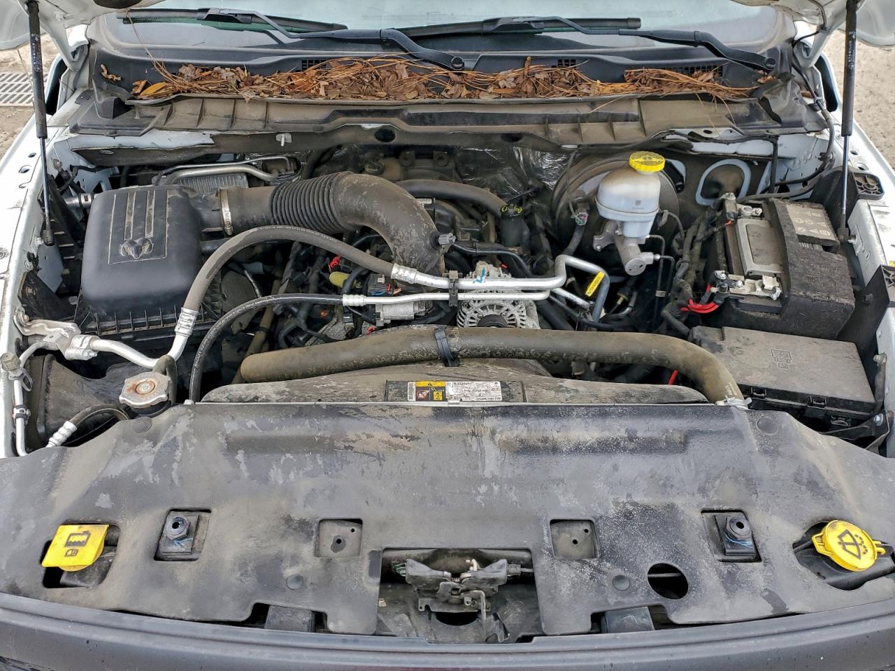 2023 RAM 1500 CLASSIC TRADESMAN photo 11