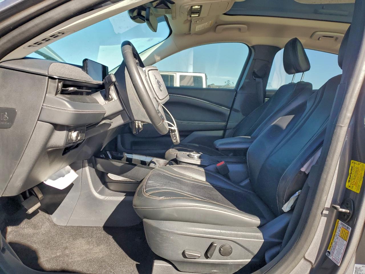 2021 FORD MUSTANG MACH-E PREMIUM photo 7