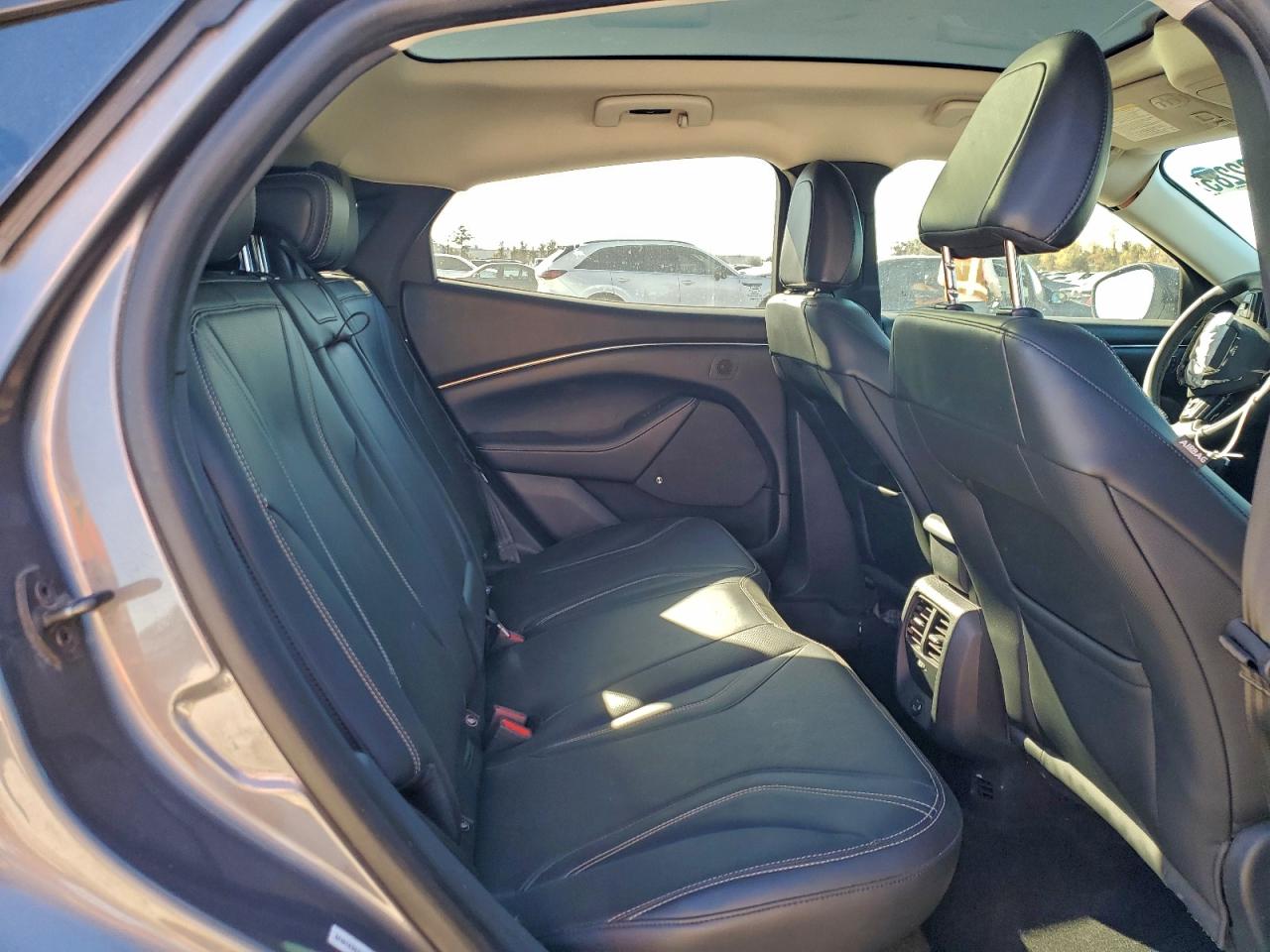 2021 FORD MUSTANG MACH-E PREMIUM photo 11
