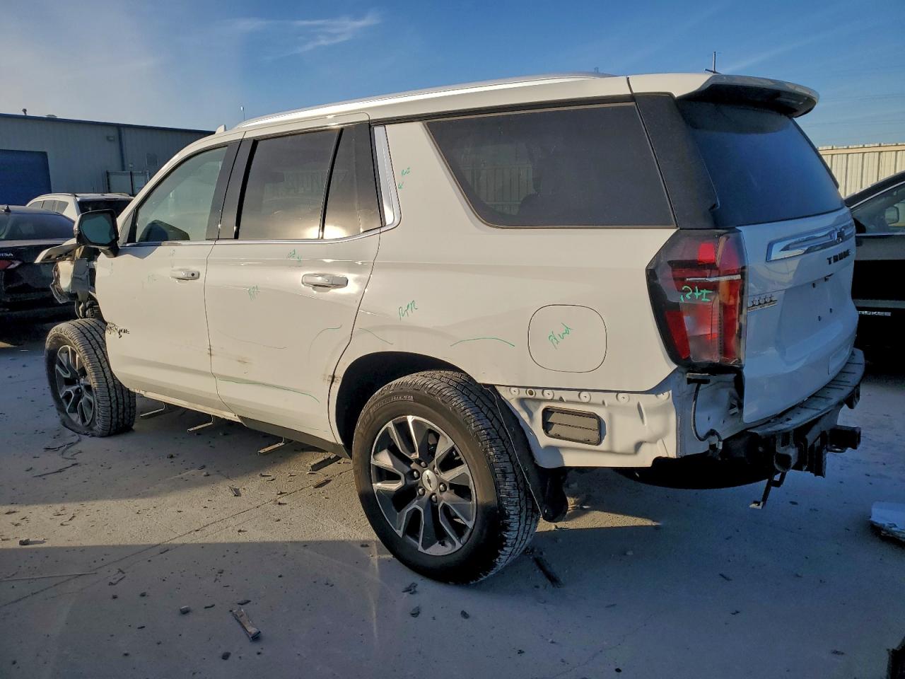 2021 CHEVROLET TAHOE C1500 LT photo 2
