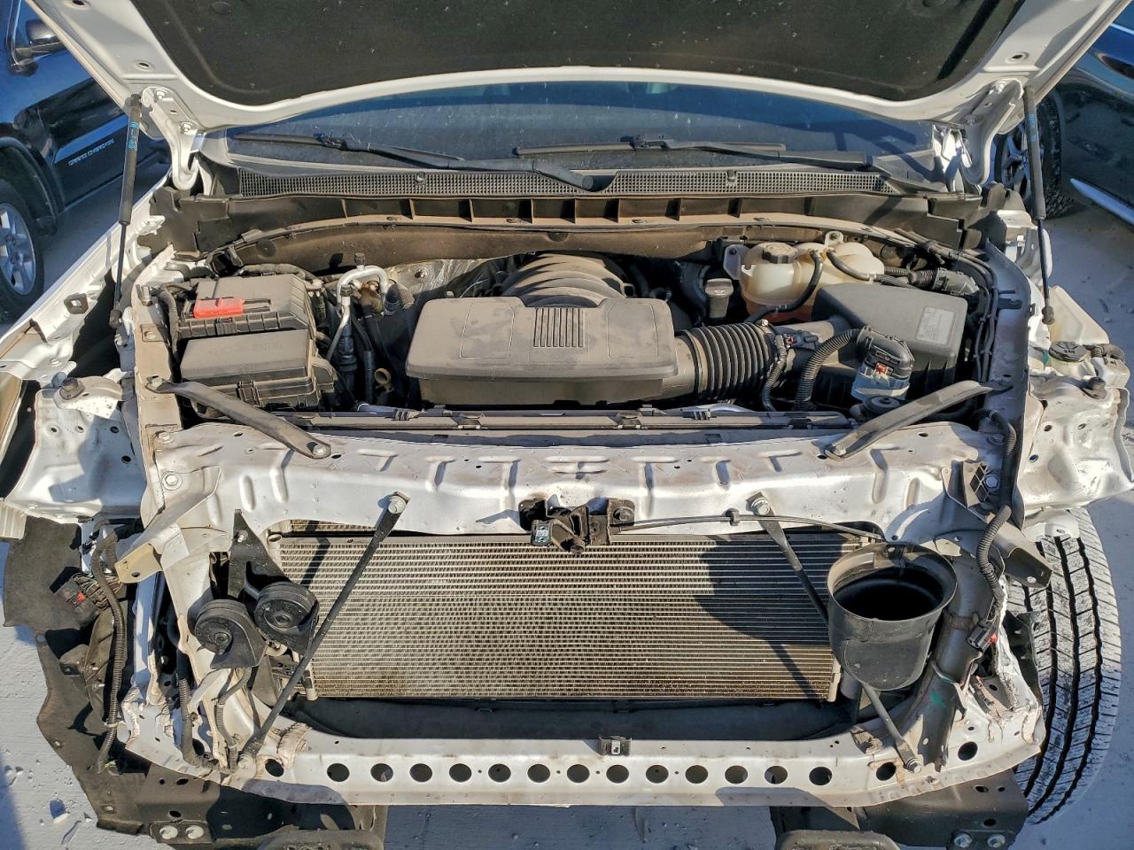 2021 CHEVROLET TAHOE C1500 LT photo 12