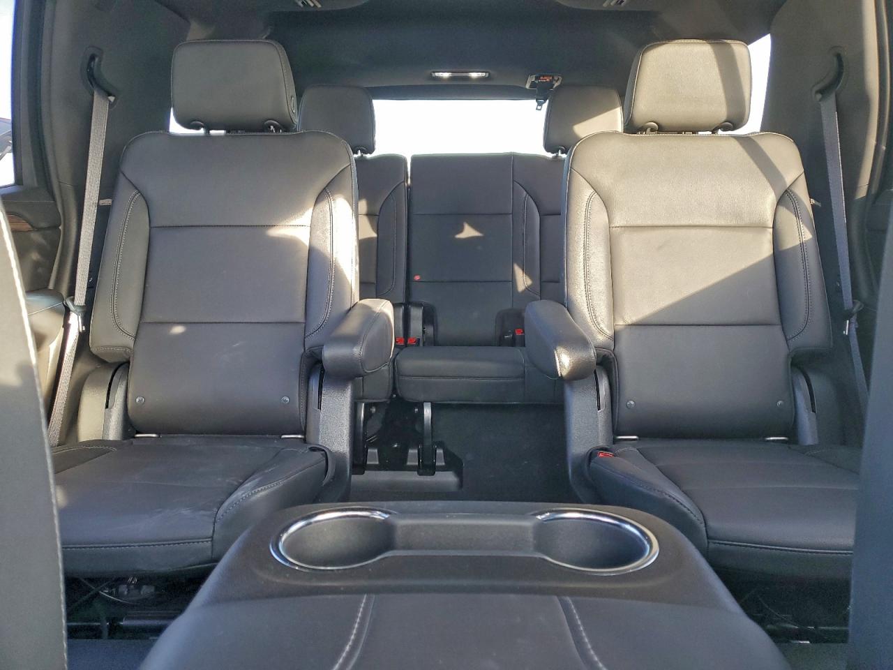 2021 CHEVROLET TAHOE C1500 LT photo 10