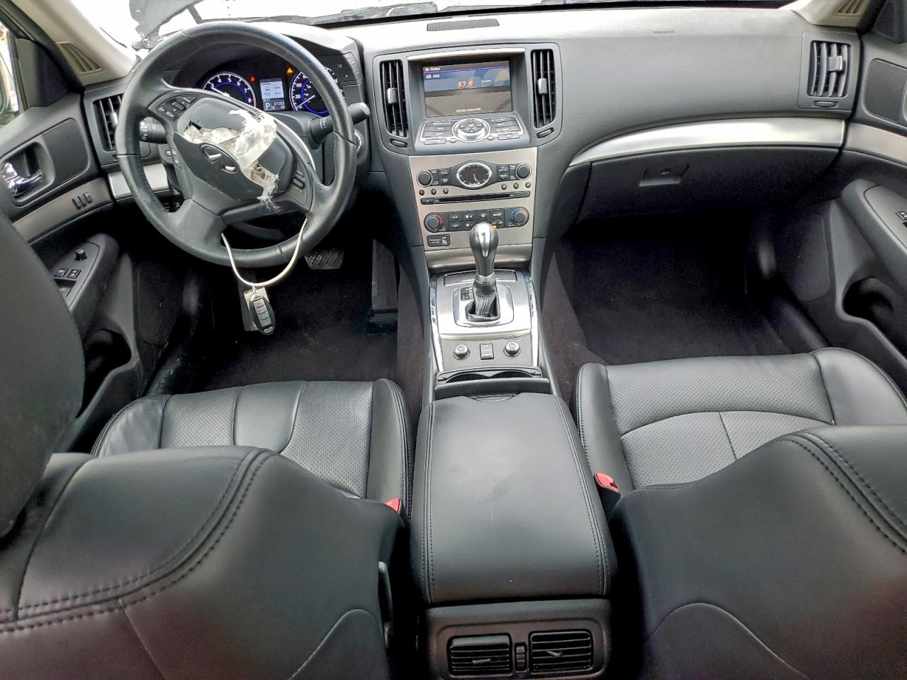 2012 INFINITI G37 photo 8