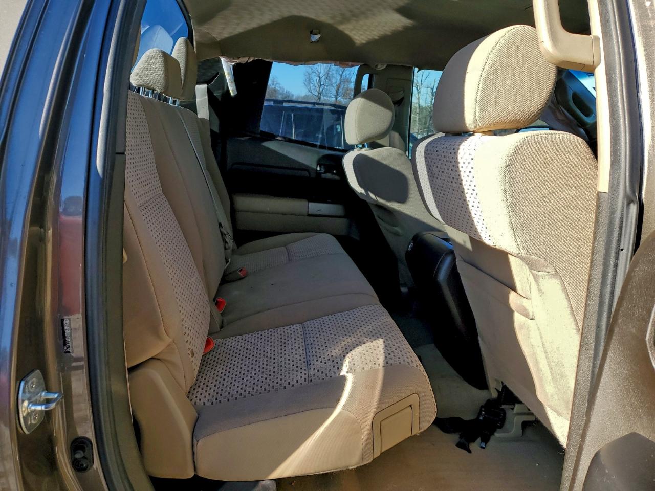 2010 TOYOTA TUNDRA DOUBLE CAB SR5 photo 10