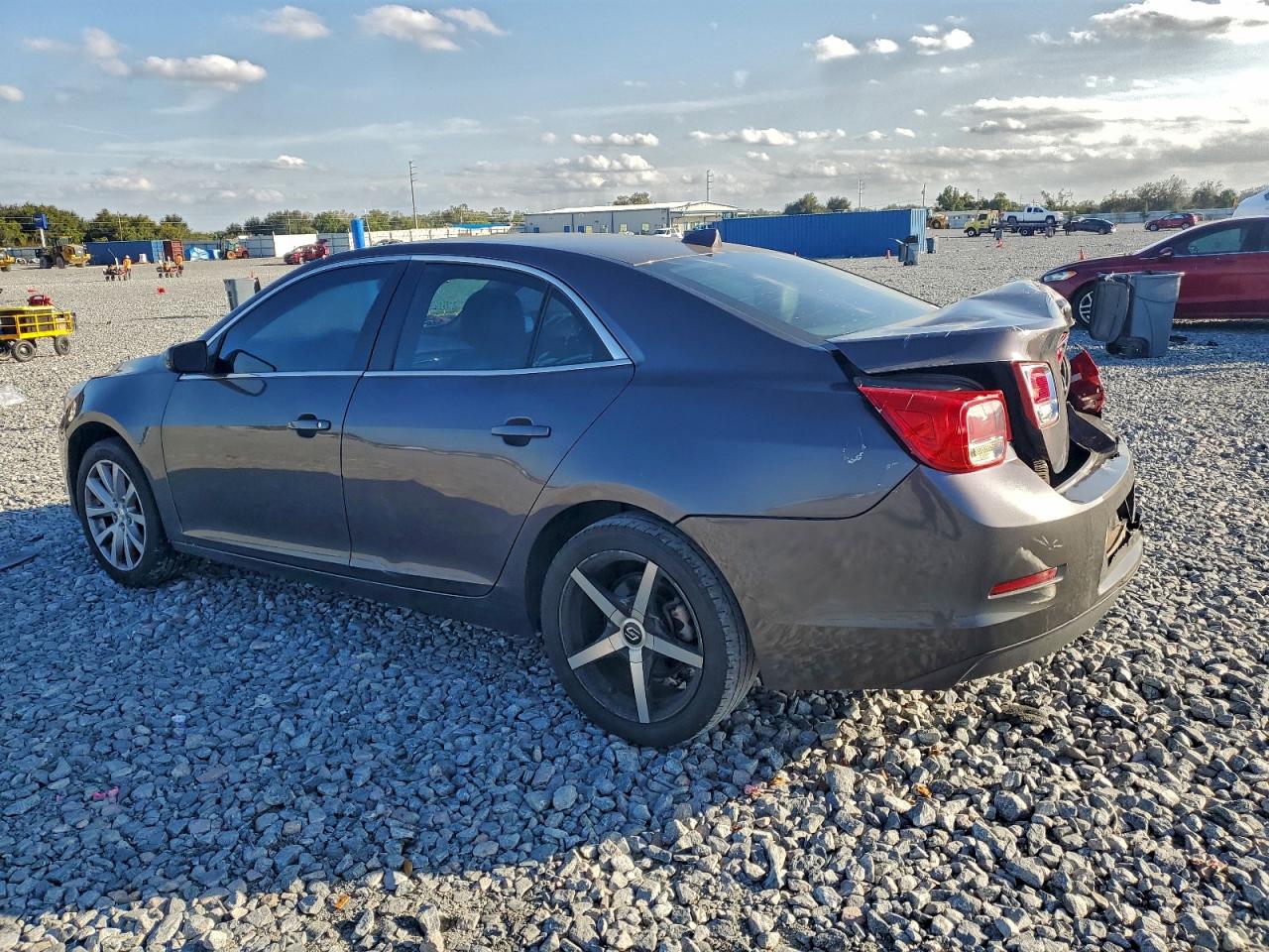 2013 CHEVROLET MALIBU 1LT photo 2