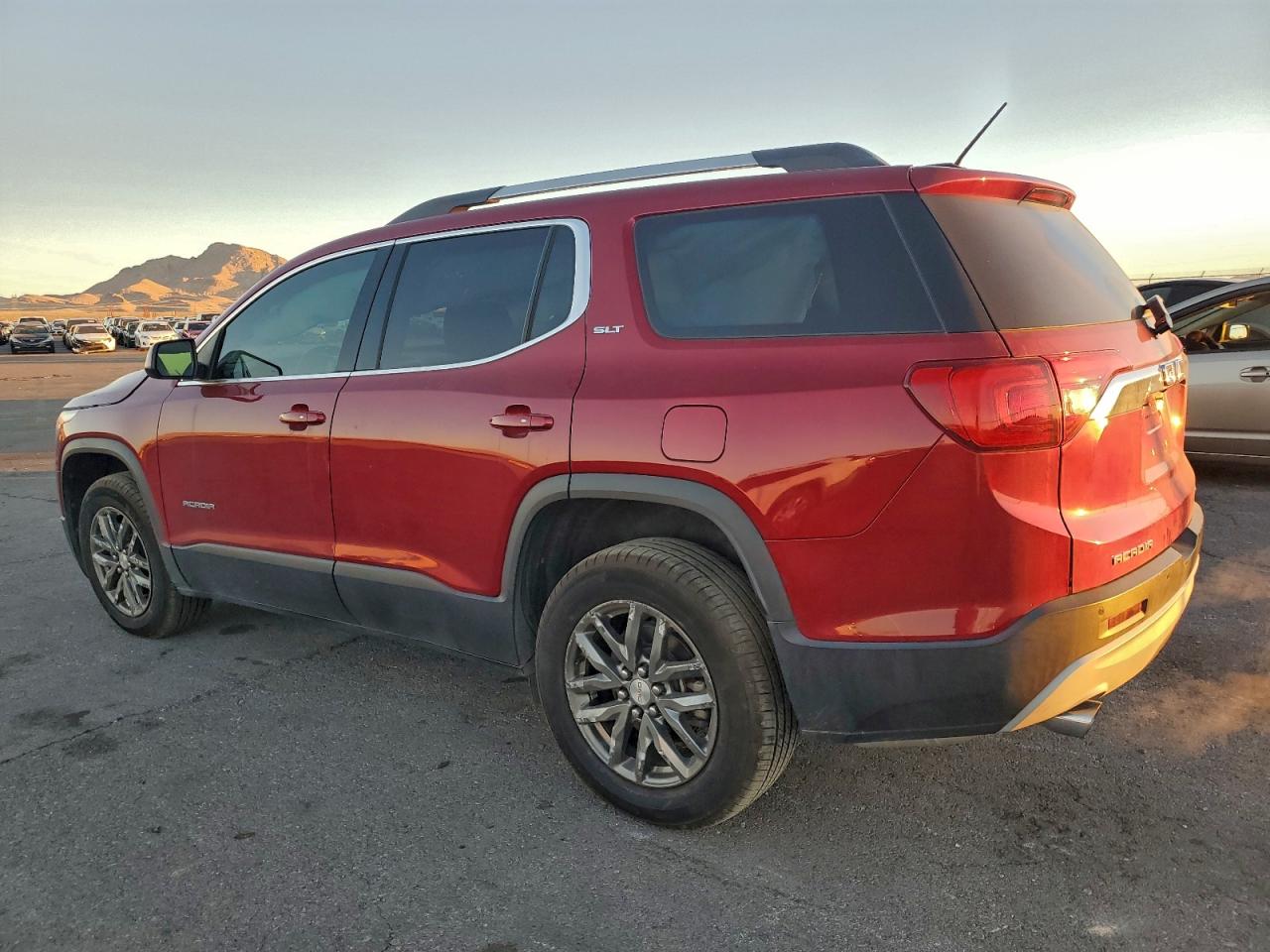 2019 GMC ACADIA SLT-1 photo 2