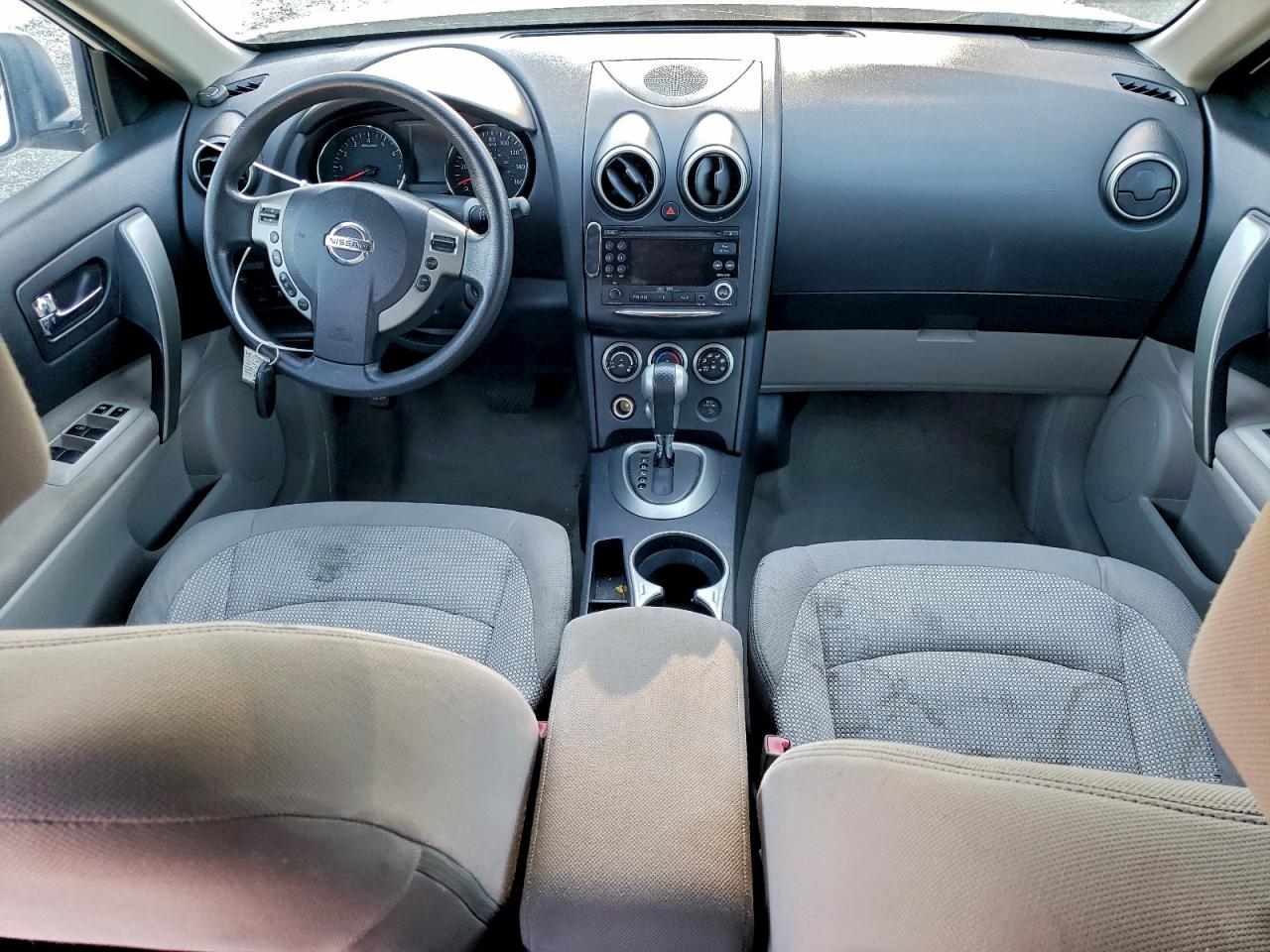 2011 NISSAN ROGUE S photo 8