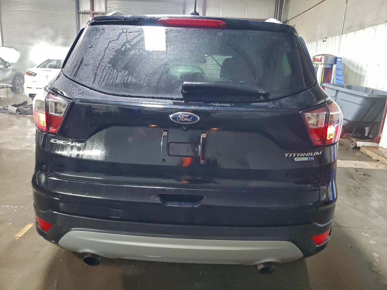 2017 FORD ESCAPE TITANIUM photo 6
