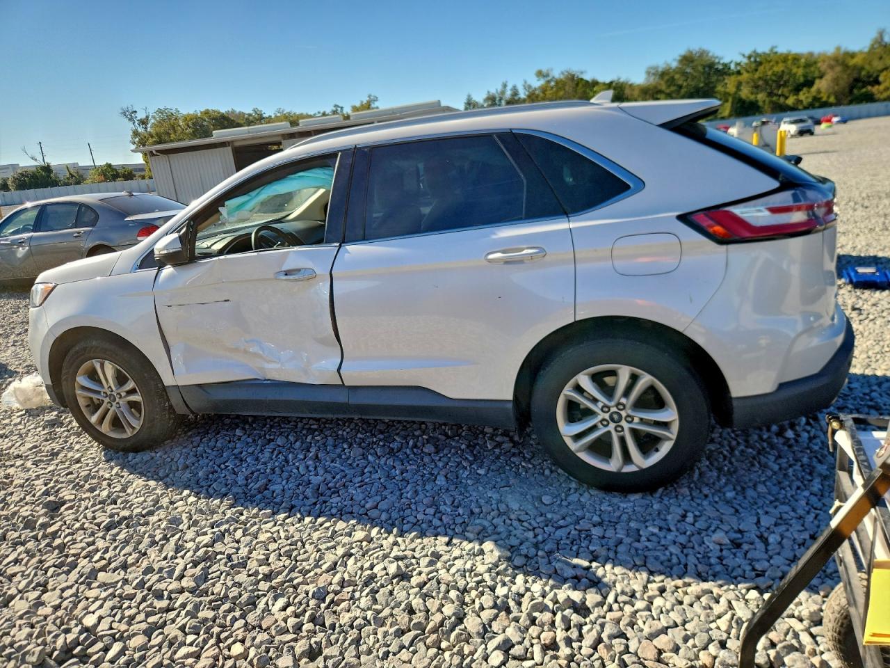 2019 FORD EDGE SEL photo 2