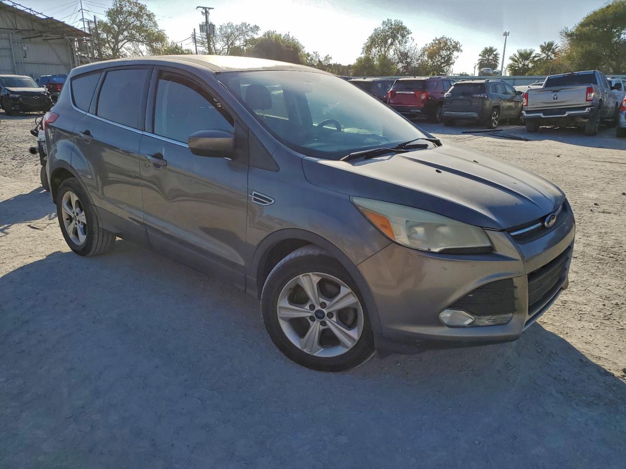 2014 FORD ESCAPE SE photo 4